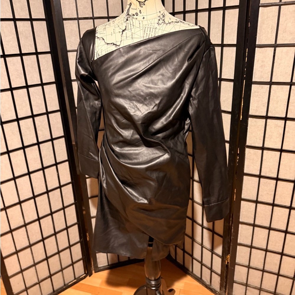 🎯Asos Avant-Garde Ruched Faux Leather long sleeve Asymmetrical Whimsygoth sz 8